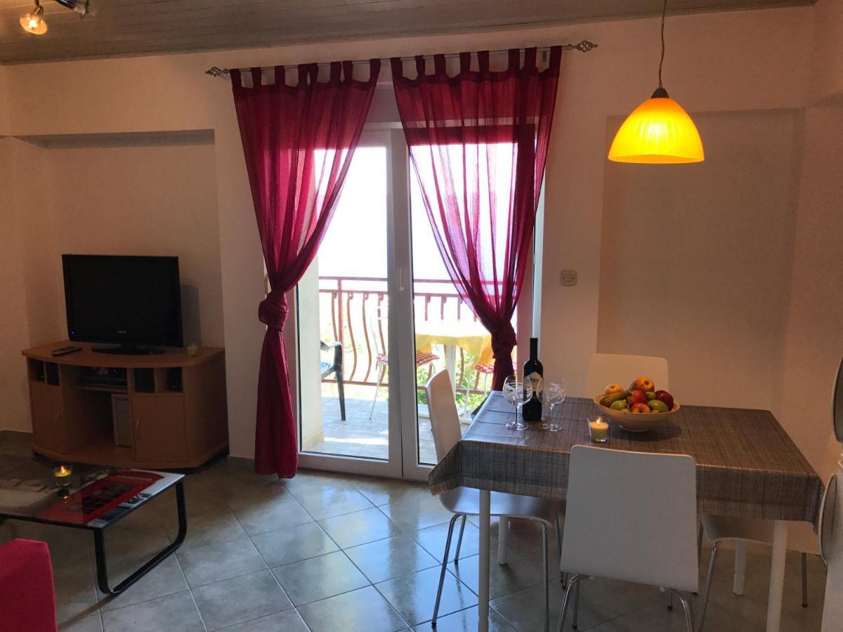 Apartmán Grdelin Omiš Exteriér fotografie
